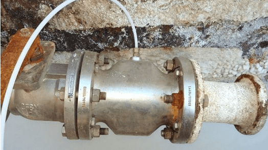 Gypsum solids pinch valve application